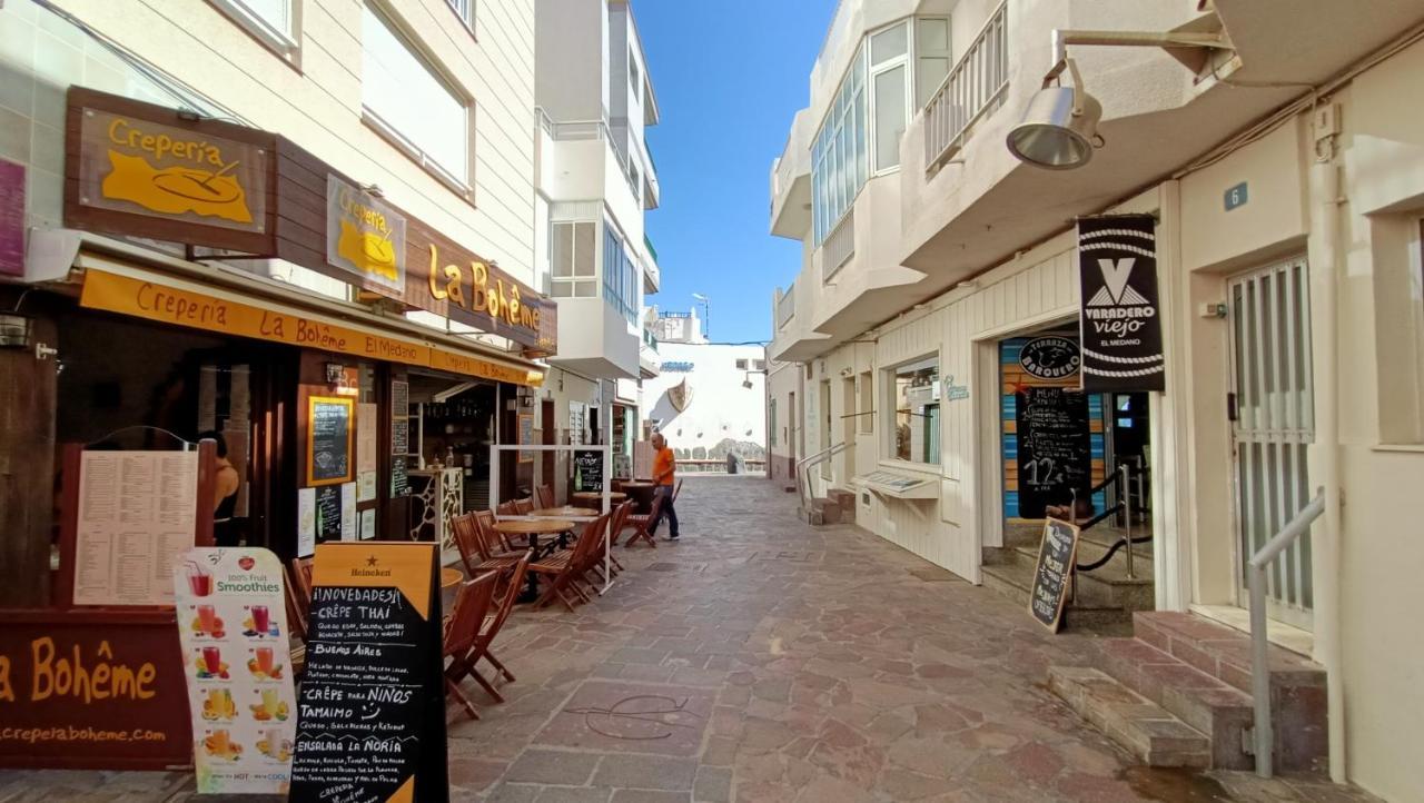 Alquilaencanarias El Medano Junto A La Playa Exterior foto