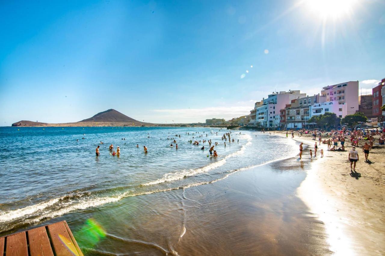 Alquilaencanarias El Medano Junto A La Playa Exterior foto